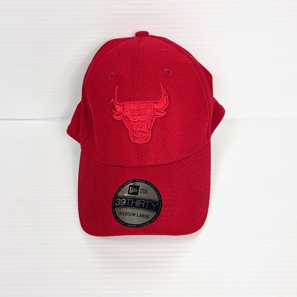 New Era Other - New Era Chicago Bulls Fitted Hat Red M/L